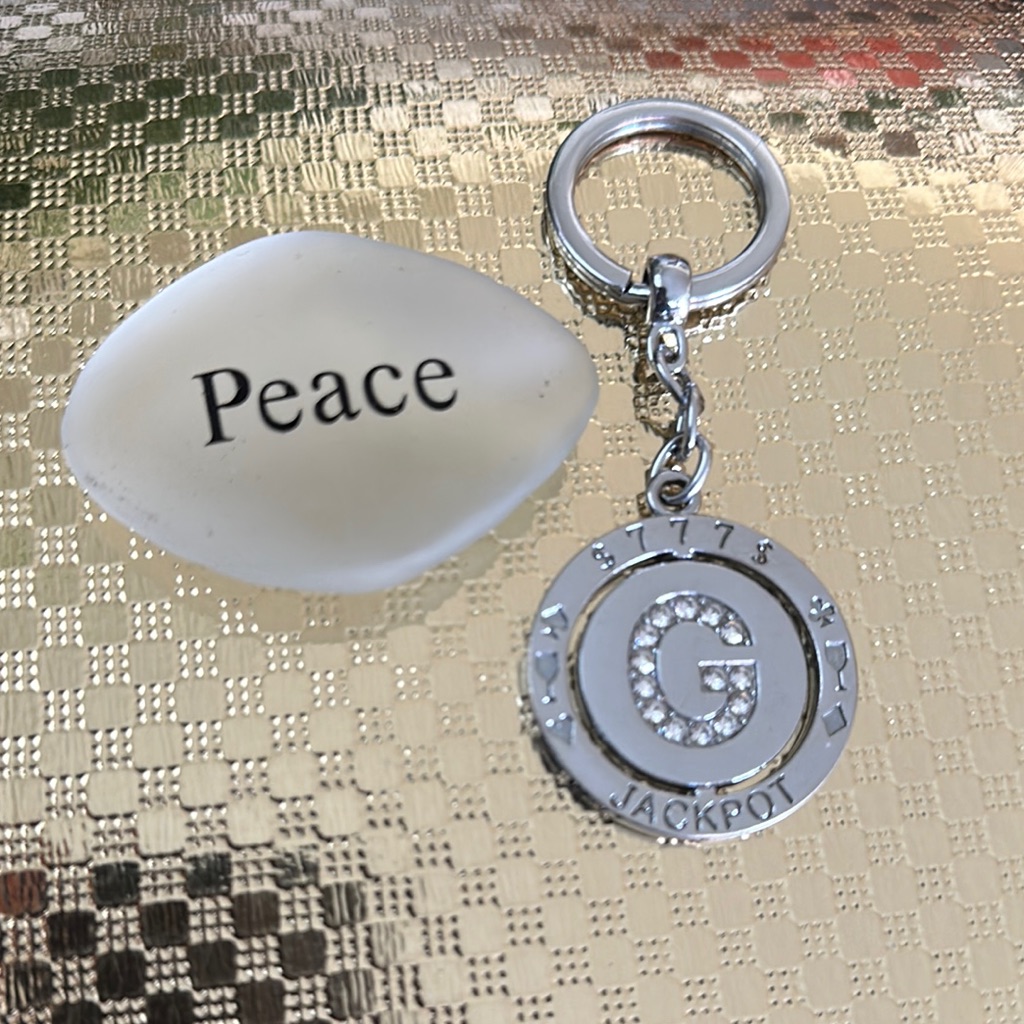Silver Jackpot Keychain Sliver